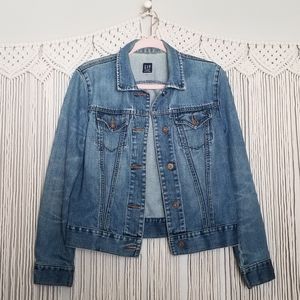 Gap Icon medium wash denim jacket